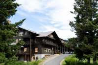 East Glacier Park Lodge